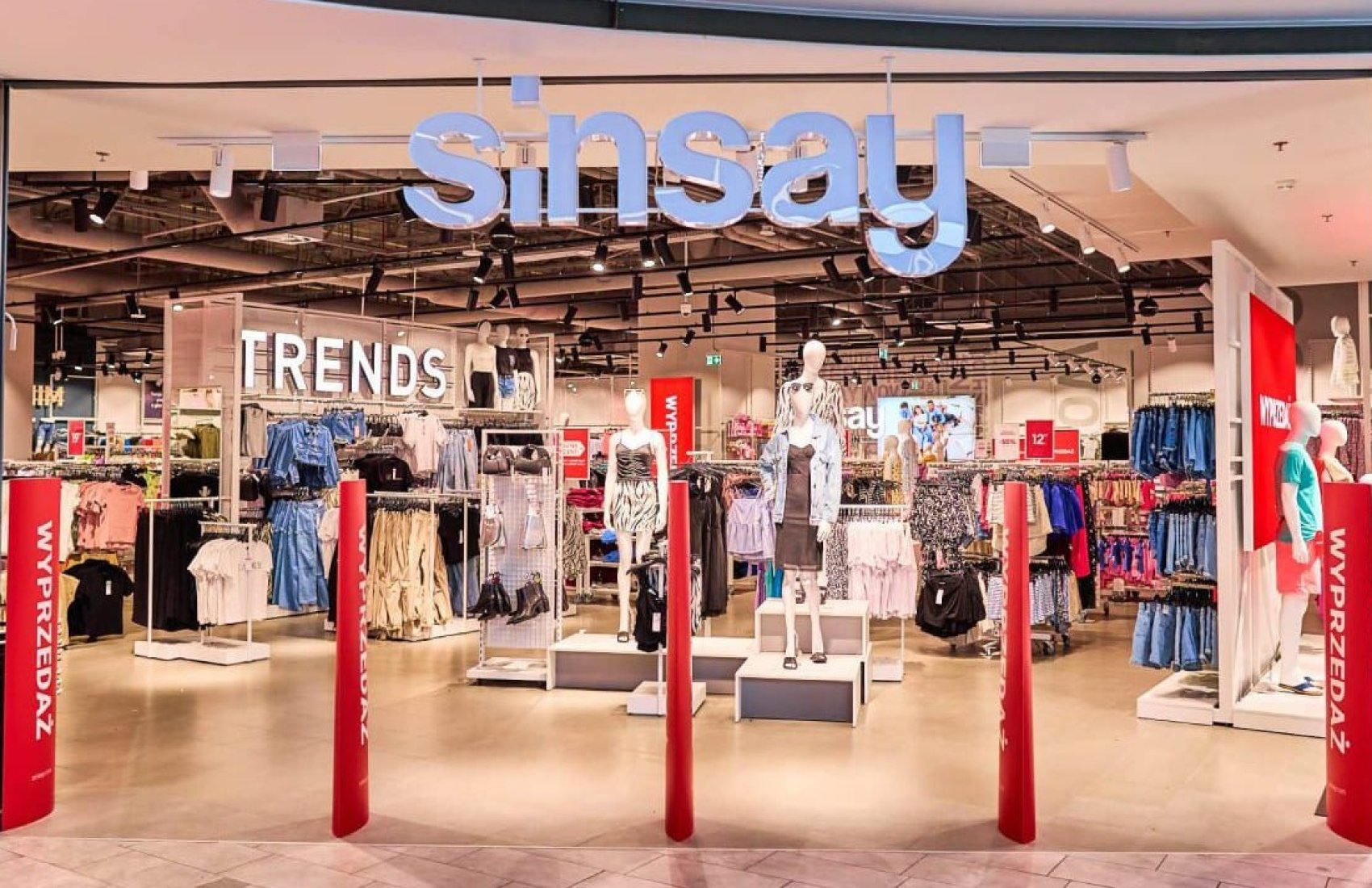 У лідерах Sinsay, Reserved та Cropp: які польські компанії заробляють найбільше в Україні